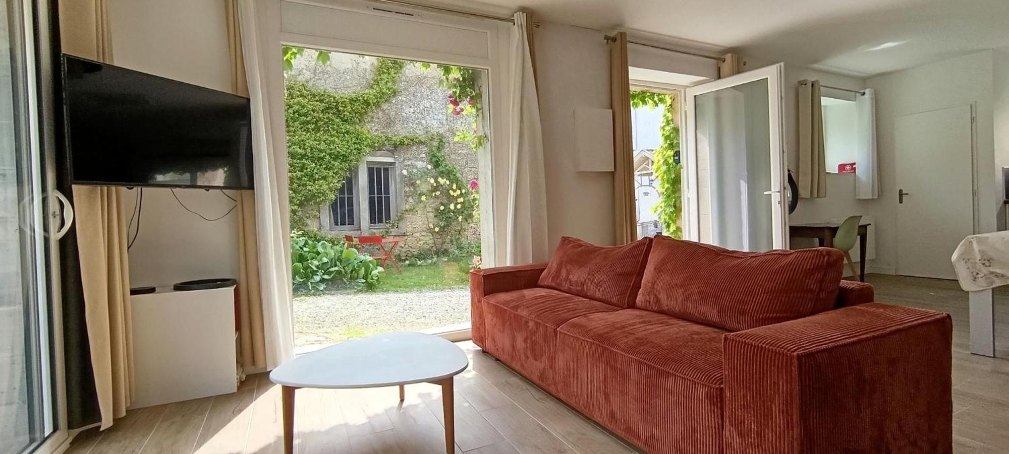 Maison Irondas Saint-Pierre-d'Aurillac Экстерьер фото